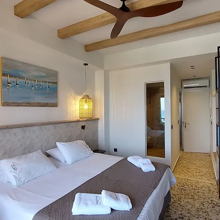 Anetis Hotel 2*