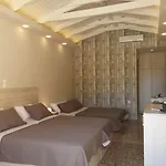 Anetis Hotel 2*